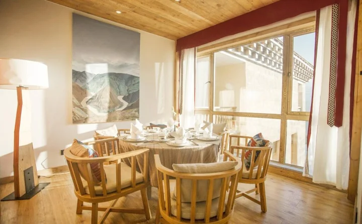 Шангри-Ла: LUX* Tea Horse Road Benzilan Hotel