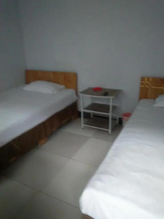 Кайфын: Weishi Yihao Hostel