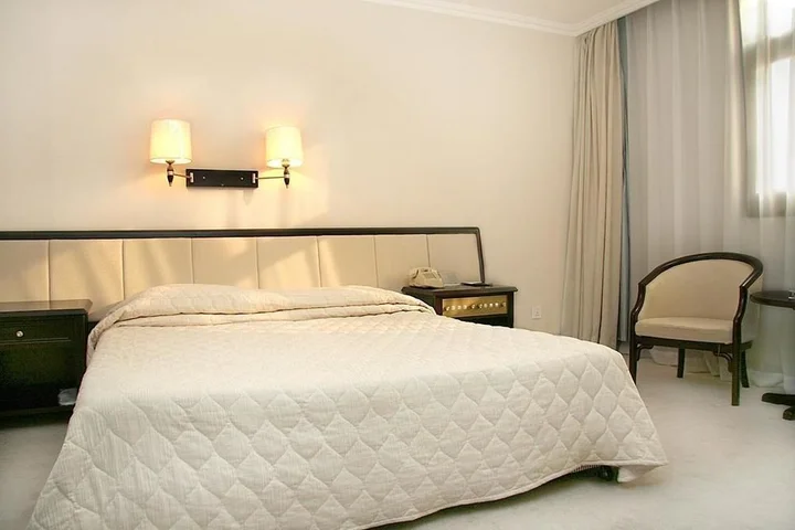 Пекин: Qinglan Hotel