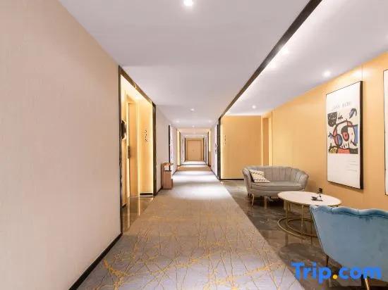 Хеби: Yiyuan Business Inn