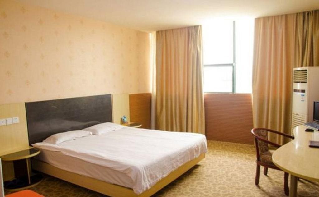 Суцянь: Gold Apple Business Hotel