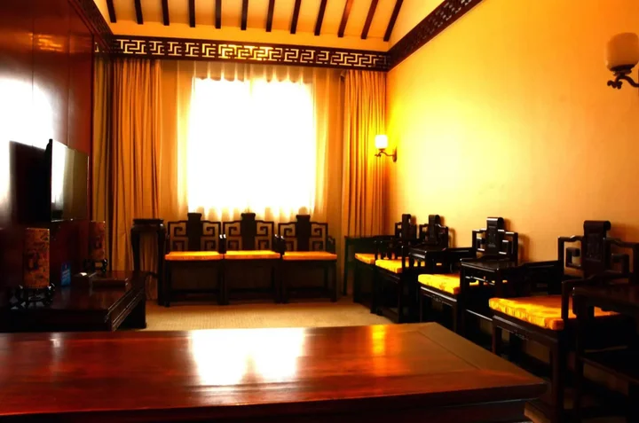 Пекин: Beijing Junwangfu Hotel