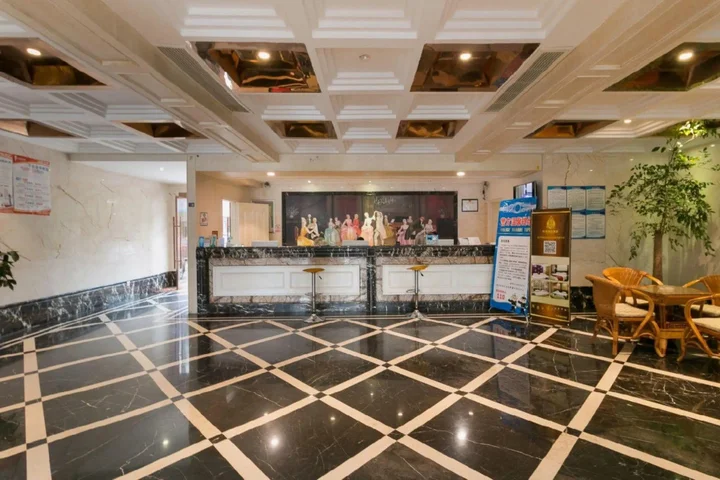 Цзиньхуа: Jinhua Huayi Boutique Hotel (Jinhua Municipal Government World Trade Plaza)