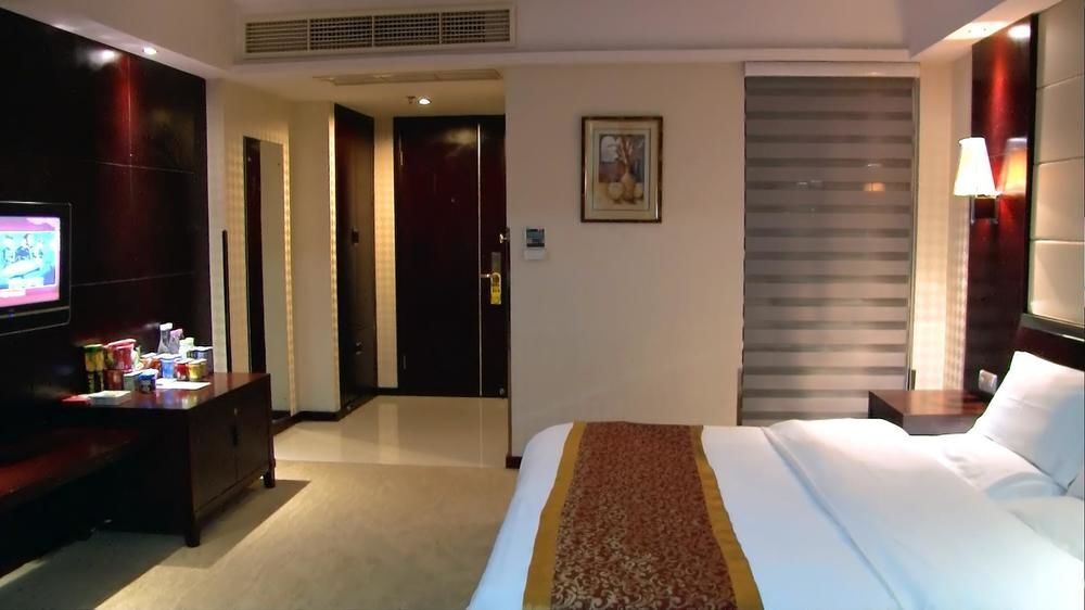 Тайчжоу: Cause Way Bay Holiday Hotel- Wenling