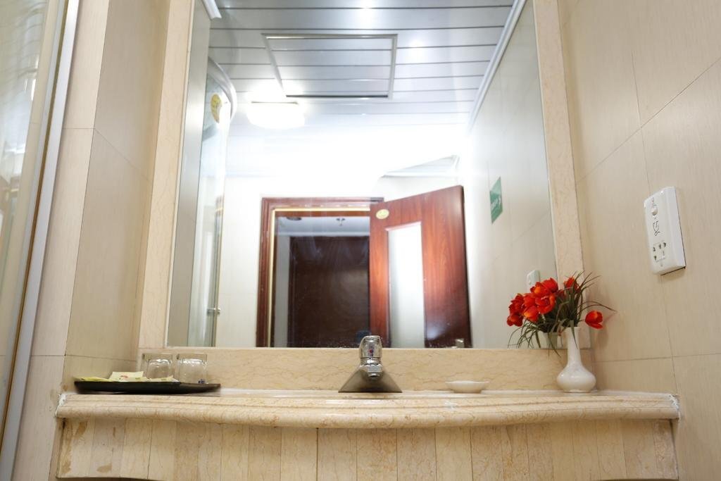 Даньдун: Dandong Youdian Hotel