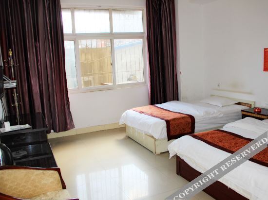 Сичан: Yinghong Hotel