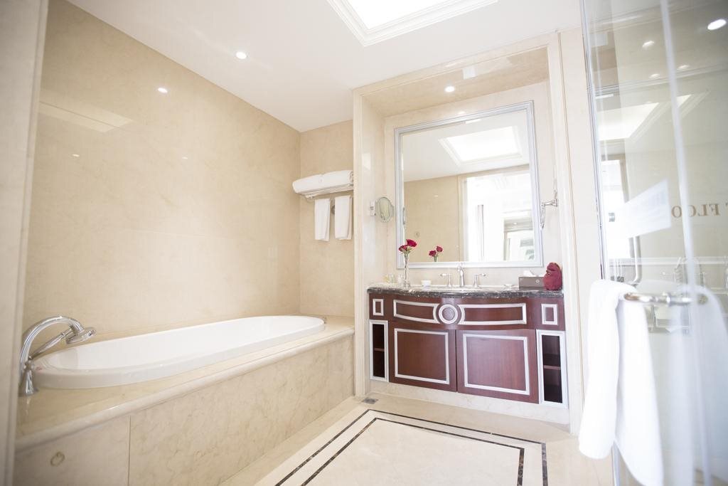 Чжанцзякоу: Zhangjiakou International Hotel