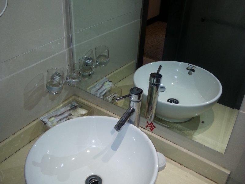 Саньмин: Junyue Hotel