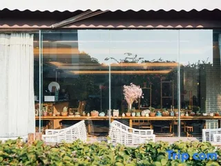 Янгиианг: summer inn