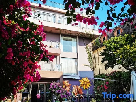 Янгиианг: summer inn
