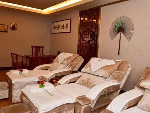 Янгиианг: Jinmen Hotel