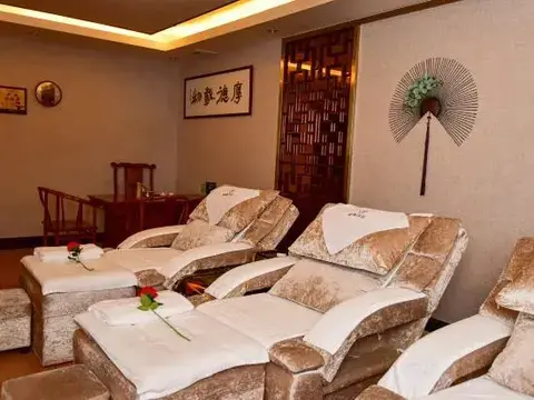 Янгиианг: Jinmen Hotel