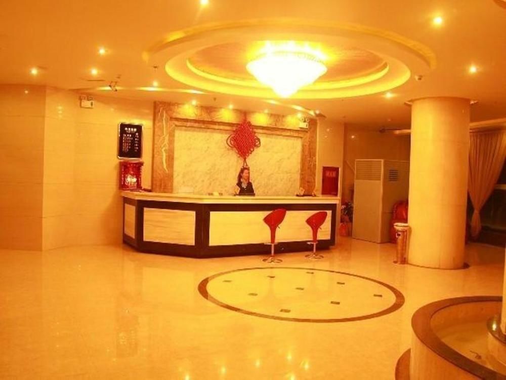Сичан: Xiangming Holiday Inn