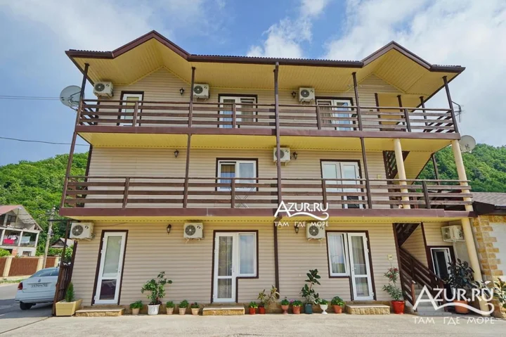 Новомихайловский: Guest House Udacha