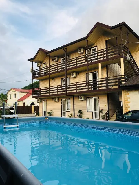 Новомихайловский: Guest House Udacha