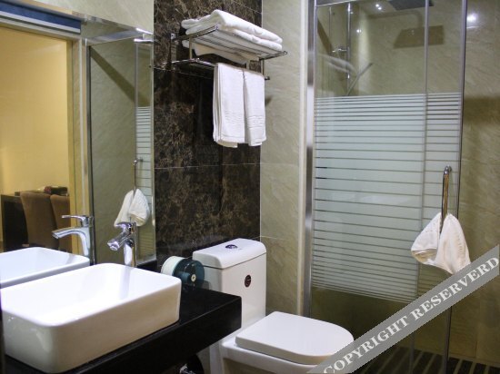 Янгиианг: Yangjiang Zhapo Yatao Holiday Hotel