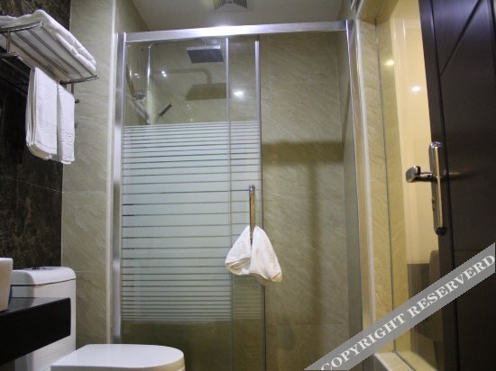 Янгиианг: Yangjiang Zhapo Yatao Holiday Hotel