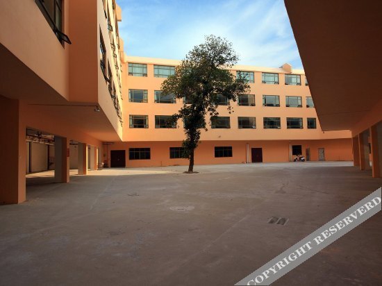 Янгиианг: Yangjiang Zhapo Yatao Holiday Hotel