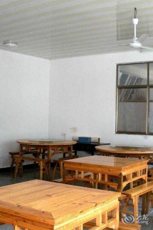Шанграо: Wuyuan Qingyuan Inn