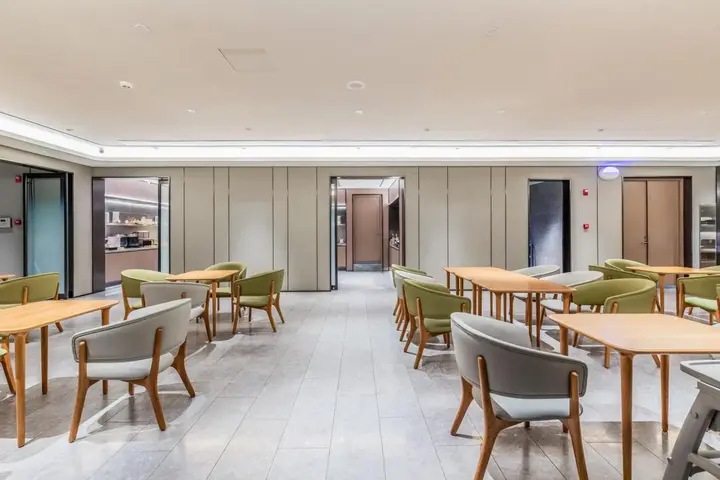 Ичан: Yiling Hotel