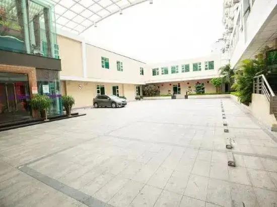 Чжуншань: Zhongshan Deyuan Hotel