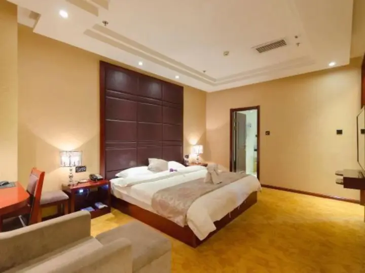 Цюйцзин: Hua Tai Jin An International Hotel