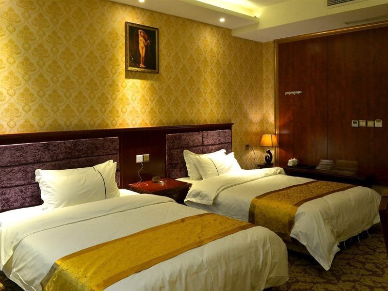 Ибинь: Taoyuan Hotel