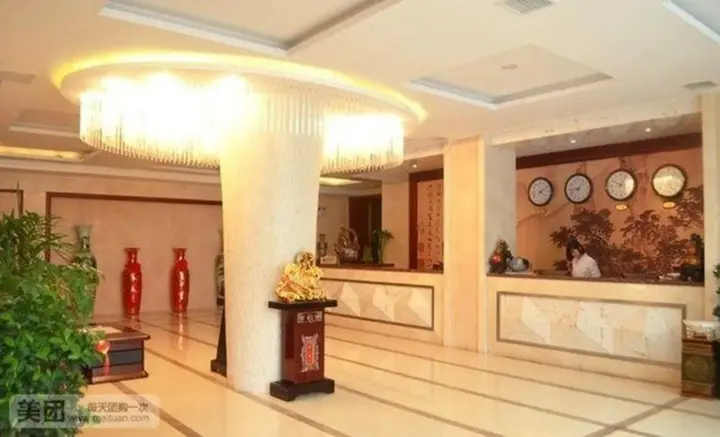 Юэян: Tianshang Renjian Motel