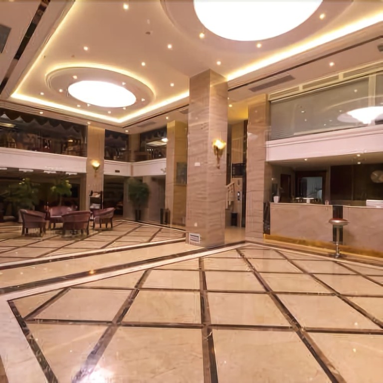 Лешан: Super 8 Hotel