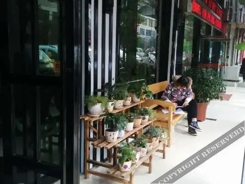 Цюйцзин: Xinhesu Business Hotel (Qujing Railway Station)