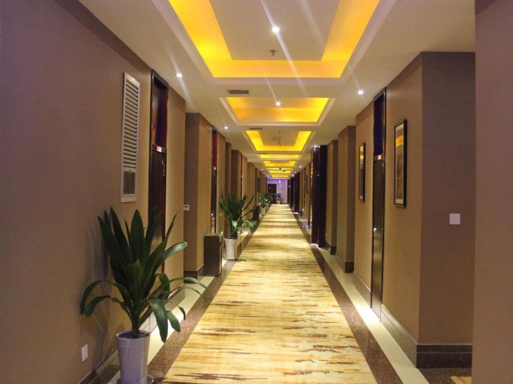 Дажоу: Panda Prince Hotel Dazhou