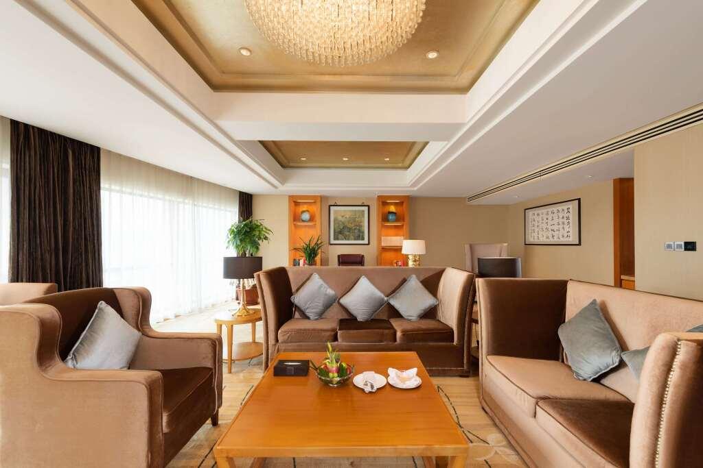 Путянь: Kuangyuan Jinjiang Hotel