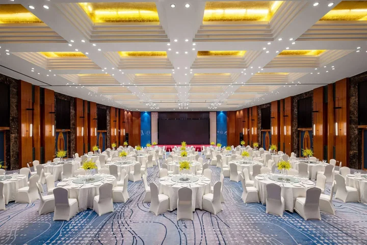 Путянь: Kuangyuan Jinjiang Hotel
