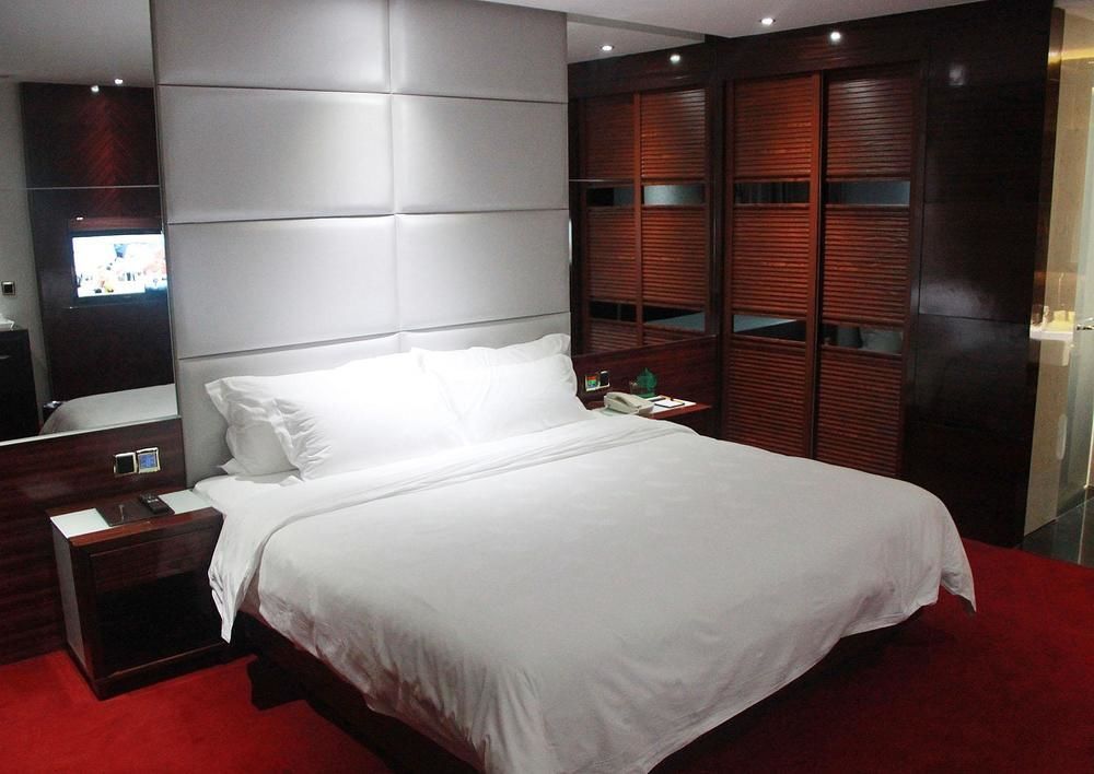 Фучжоу: Spring Hotel