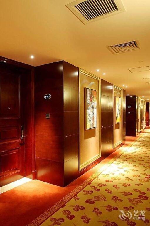 Чжэнчжоу: Henan Hairong Hotel
