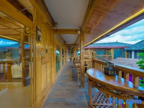 Лицзян: Yuhuai Renjia Inn