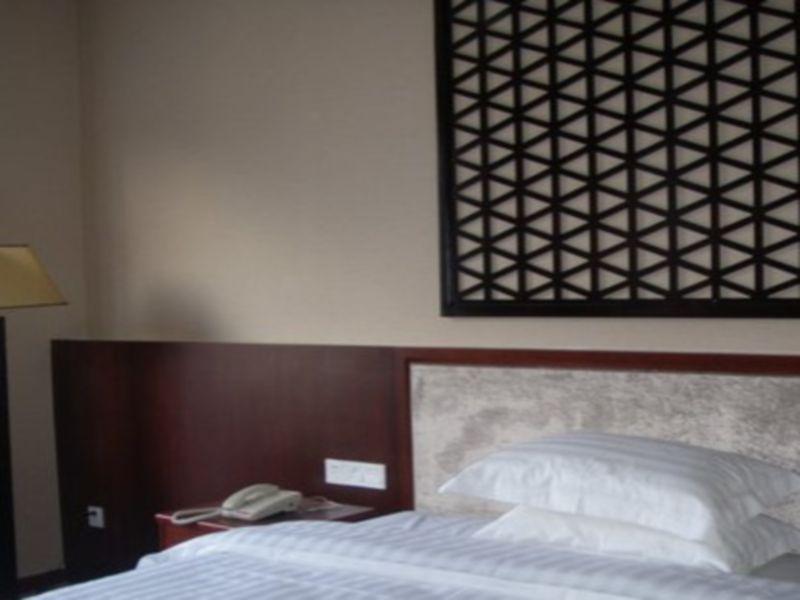 Лунъянь: Longyan Capital International Hot Spring Resort