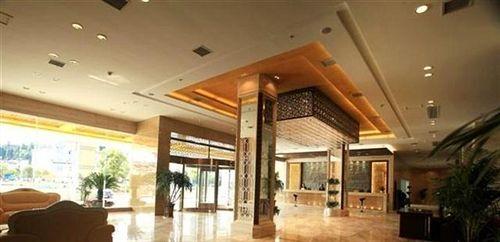 Шанграо: Huayi Hotel Wuyuan