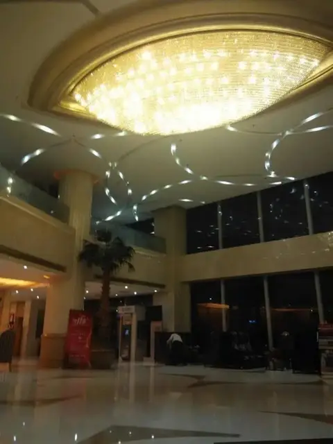 carousel image 4