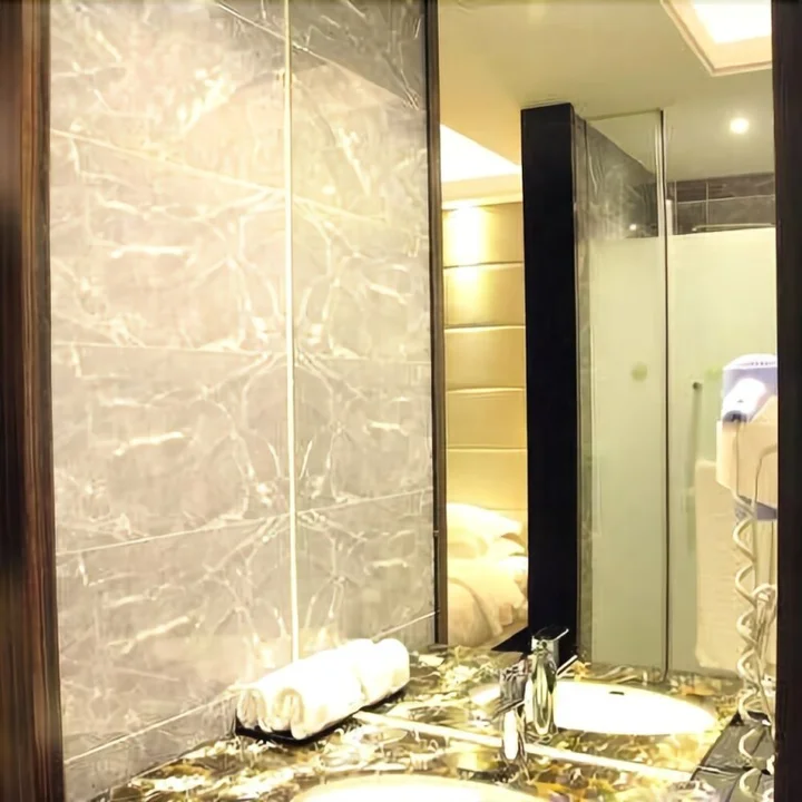 Чжуншань: Qinyuan Hotel