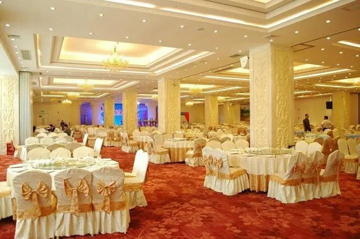 Наньнин: Li Tai International Hotel