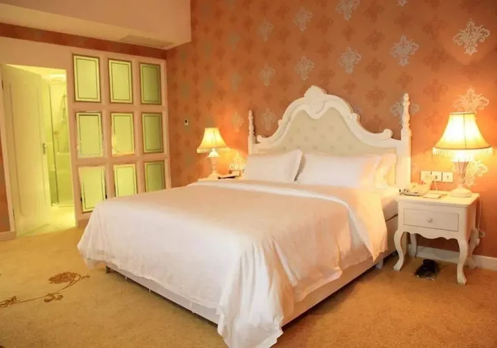 Наньнин: Li Tai International Hotel