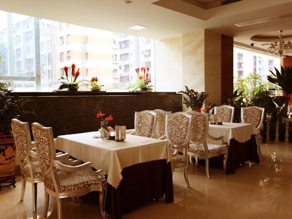 Наньнин: Li Tai International Hotel