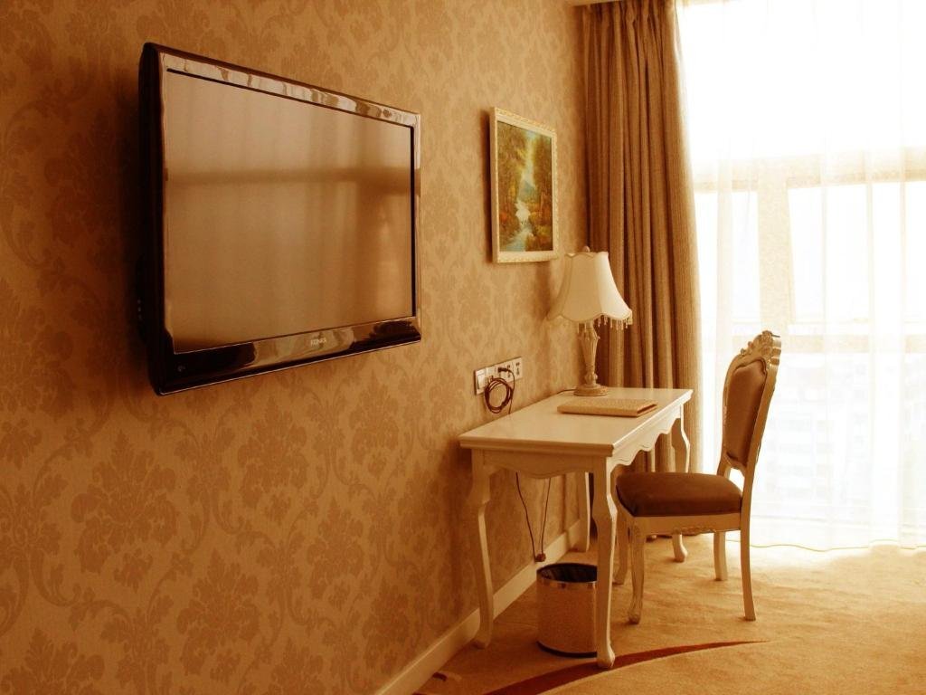 Наньнин: Li Tai International Hotel