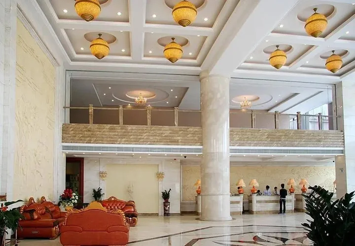 Наньнин: Li Tai International Hotel