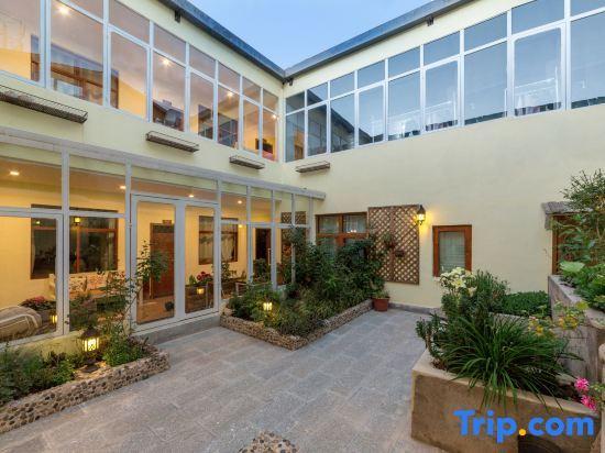 Шангри-Ла: Shangri la Joy Boutique Yododo Inn