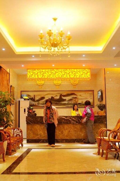 Чжанцзяцзе: Zhangjiajie Weigongguan Chain Hotel Yongding Branch
