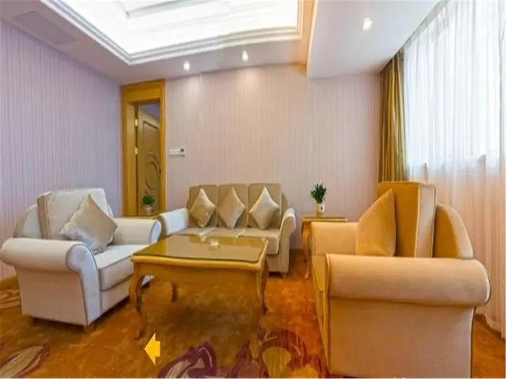 Дунгуань: Vienna Hotel Dongguan Shatian Humen Port