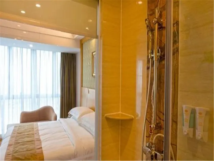 Дунгуань: Vienna Hotel Dongguan Shatian Humen Port