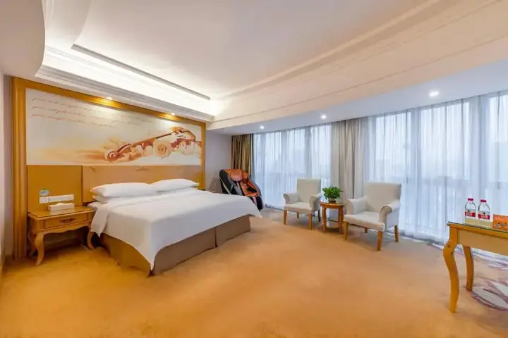 Дунгуань: Vienna Hotel Dongguan Shatian Humen Port